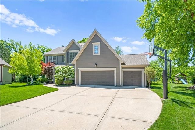 14116 Richards Street, Overland Park, KS 66221