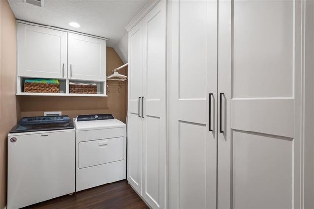 14116 Richards Street, Overland Park, KS 66221