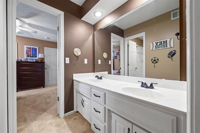 14116 Richards Street, Overland Park, KS 66221