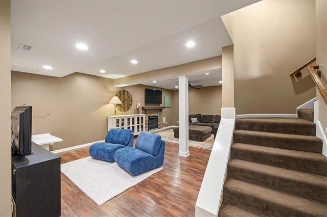 14116 Richards Street, Overland Park, KS 66221
