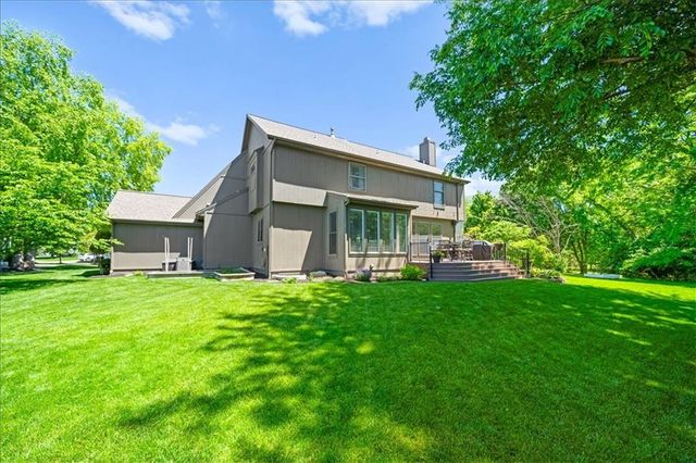 14116 Richards Street, Overland Park, KS 66221
