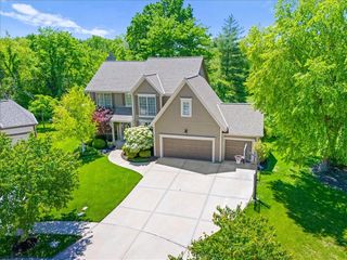 14116 Richards Street, Overland Park, KS 66221