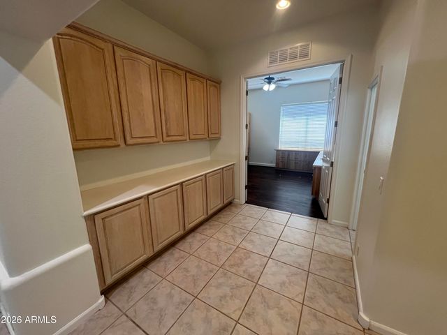 9506 E MOHAWK Lane, Scottsdale, AZ 85255