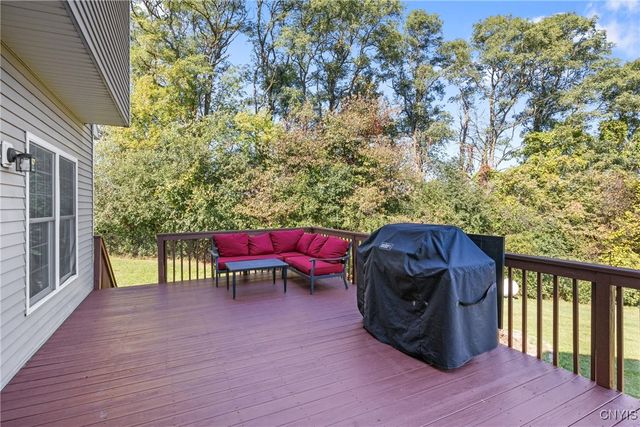2770 Giles Road, Skaneateles, NY 13152