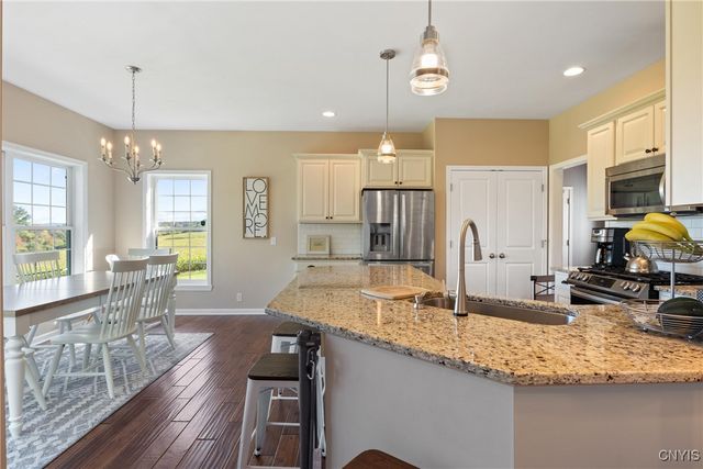 2770 Giles Road, Skaneateles, NY 13152