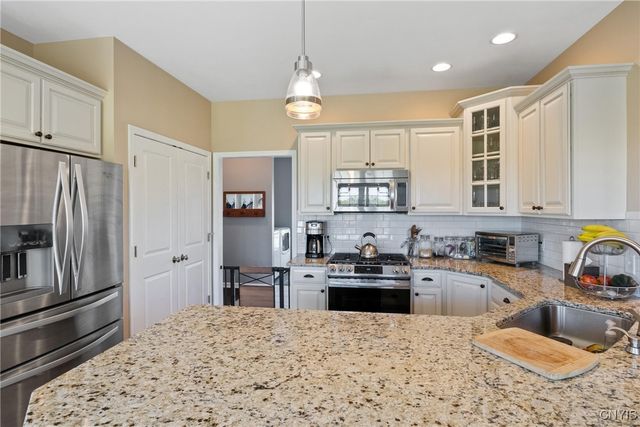 2770 Giles Road, Skaneateles, NY 13152