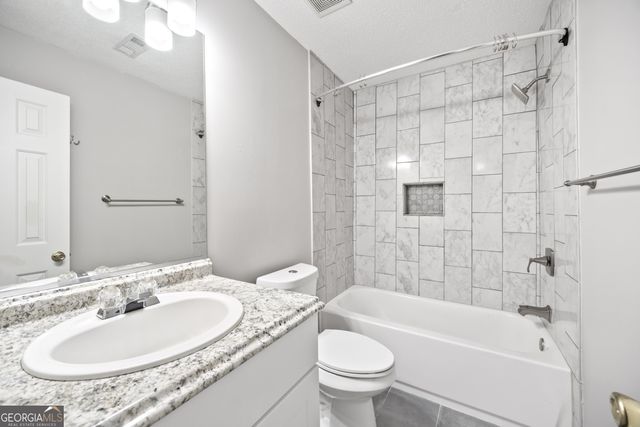 1010 Society Way, Woodstock, GA 30188