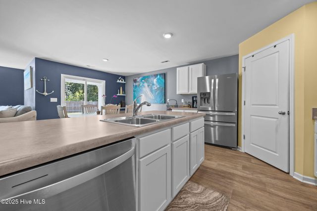 411 Turp Landing Lane, Jacksonville, NC 28546