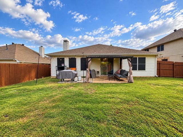 7616 Sunburst Trail, Denton, TX 76210