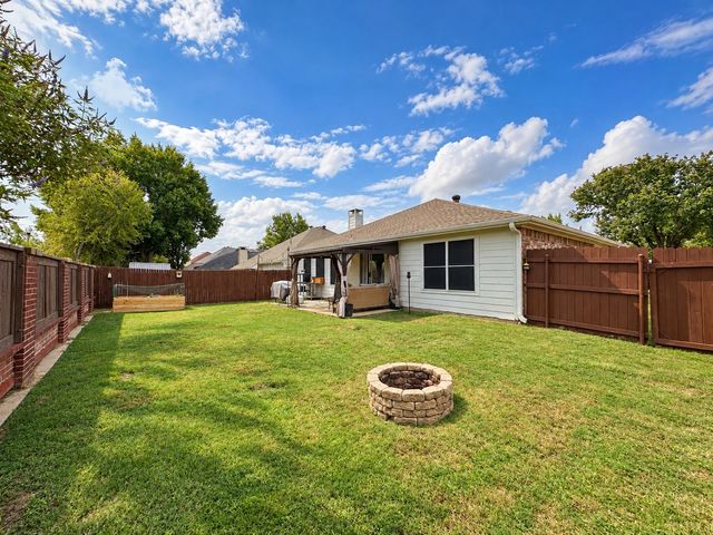 7616 Sunburst Trail, Denton, TX 76210