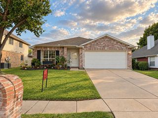 7616 Sunburst Trail, Denton, TX 76210