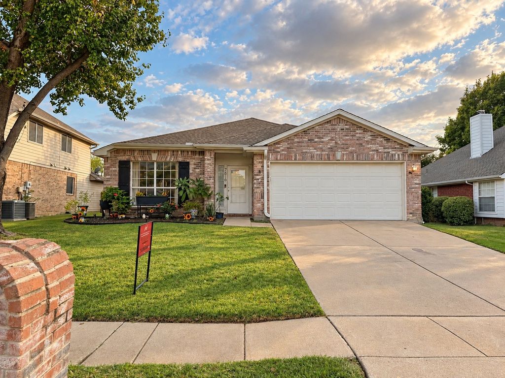 7616 Sunburst Trail, Denton, TX 76210
