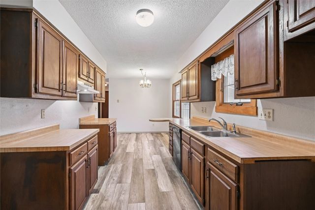 201 Grove Street, Shellsburg, IA 52332