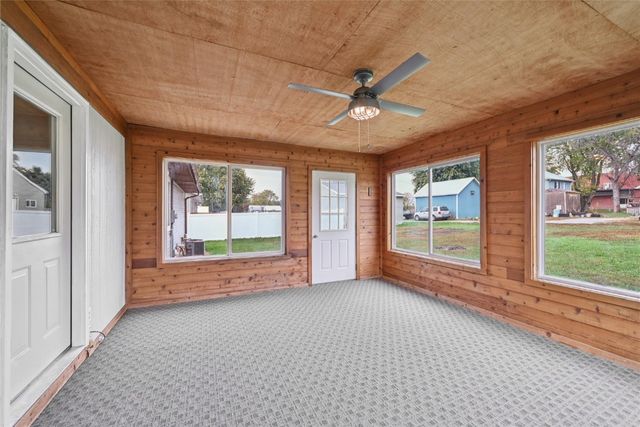 201 Grove Street, Shellsburg, IA 52332