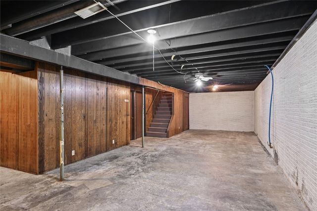 201 Grove Street, Shellsburg, IA 52332