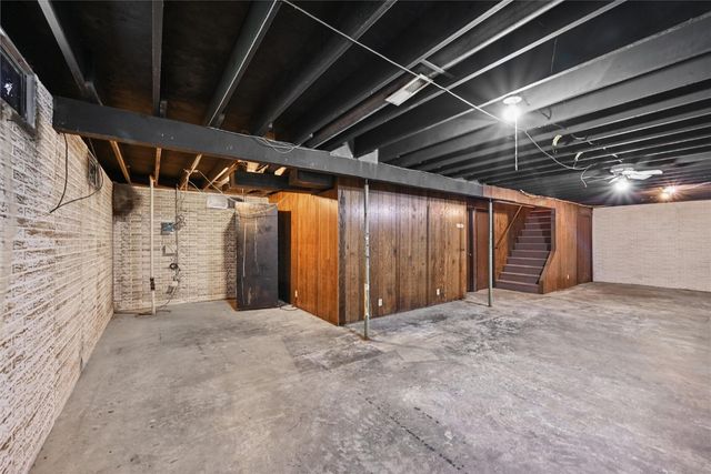 201 Grove Street, Shellsburg, IA 52332