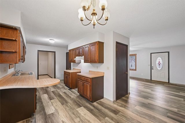 201 Grove Street, Shellsburg, IA 52332