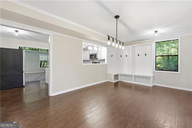 1988 Elmwood Circle, Snellville, GA 30078