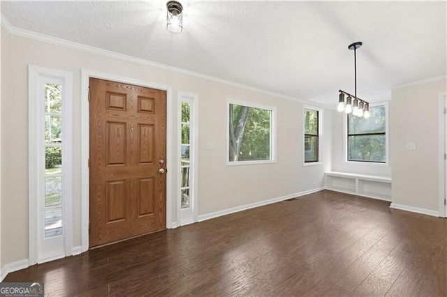 1988 Elmwood Circle, Snellville, GA 30078