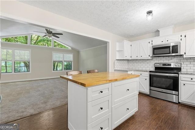 1988 Elmwood Circle, Snellville, GA 30078