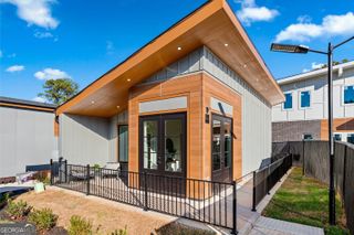 6305 Shannon Parkway UNIT 201, Union City, GA 30291