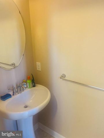 1106 EXPOSITION DR, Williamstown, NJ 08094
