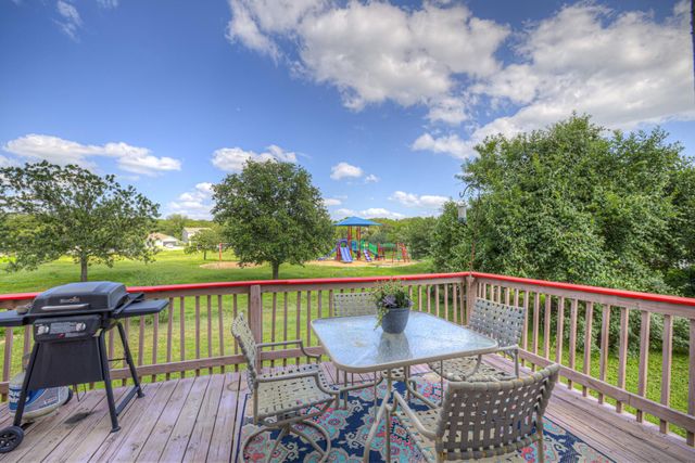 2047 Lisa LN, San Marcos, TX 78666
