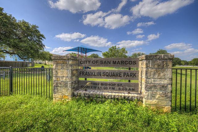 2047 Lisa LN, San Marcos, TX 78666