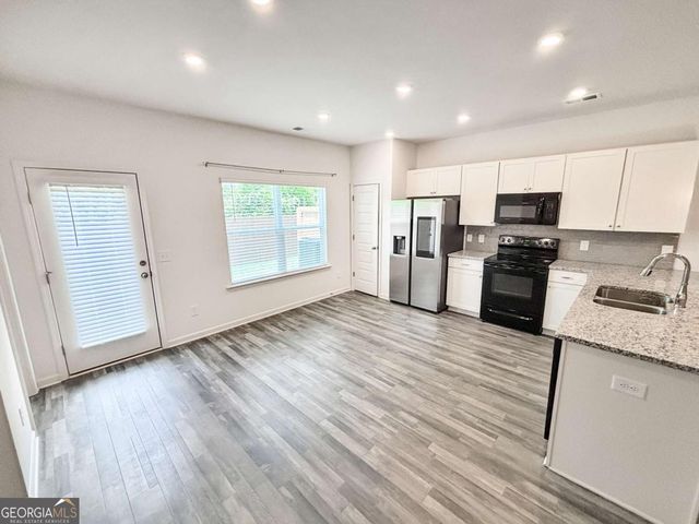 5784 Silver Lake Drive, Mableton, GA 30126
