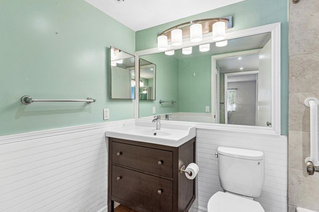 3560 Pine Tree Court B-1, Greenacres, FL 33463