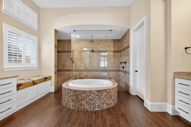 715 Suncatcher Circle, Richmond, TX 77406