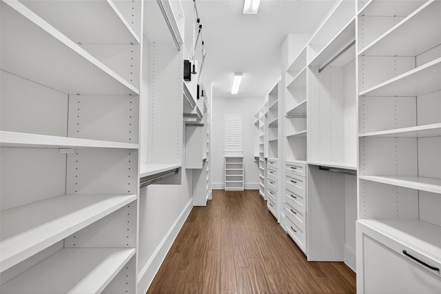 715 Suncatcher Circle, Richmond, TX 77406