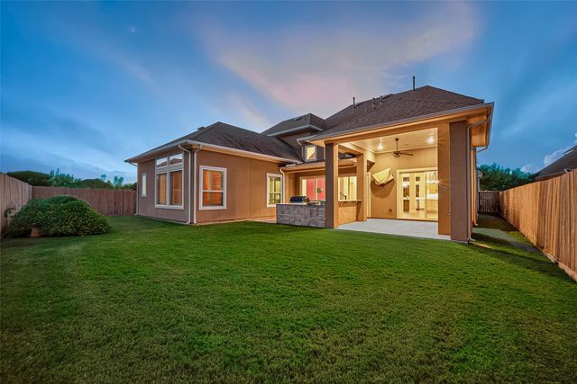 715 Suncatcher Circle, Richmond, TX 77406