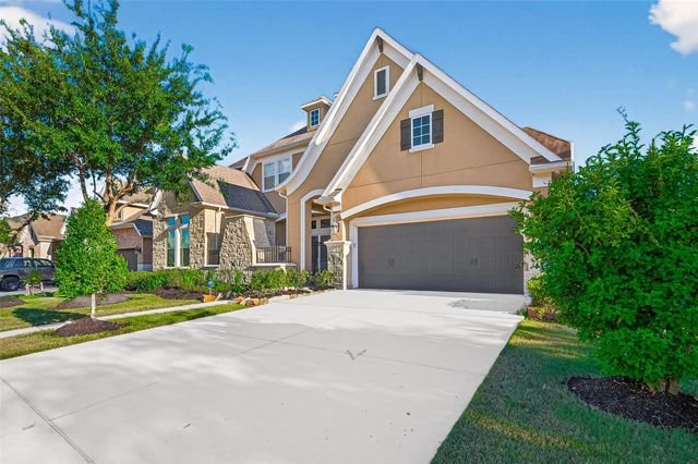 715 Suncatcher Circle, Richmond, TX 77406