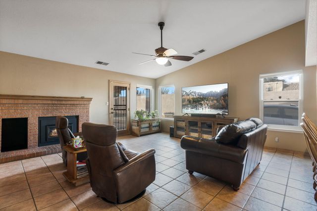 5139 Saratoga Place NW, Albuquerque, NM 87120