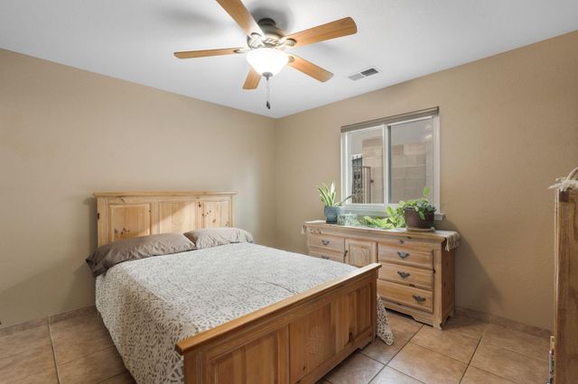 5139 Saratoga Place NW, Albuquerque, NM 87120