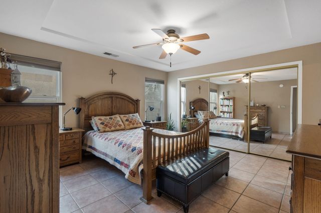 5139 Saratoga Place NW, Albuquerque, NM 87120