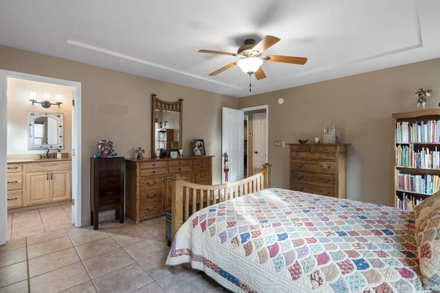 5139 Saratoga Place NW, Albuquerque, NM 87120