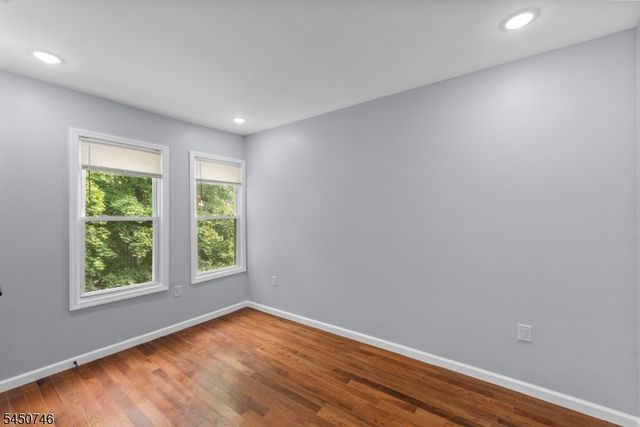 100 Atlantic St, Jersey City, NJ 07304