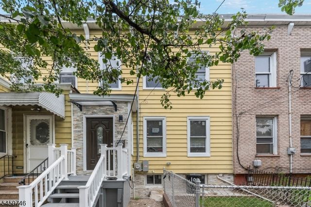 100 Atlantic St, Jersey City, NJ 07304