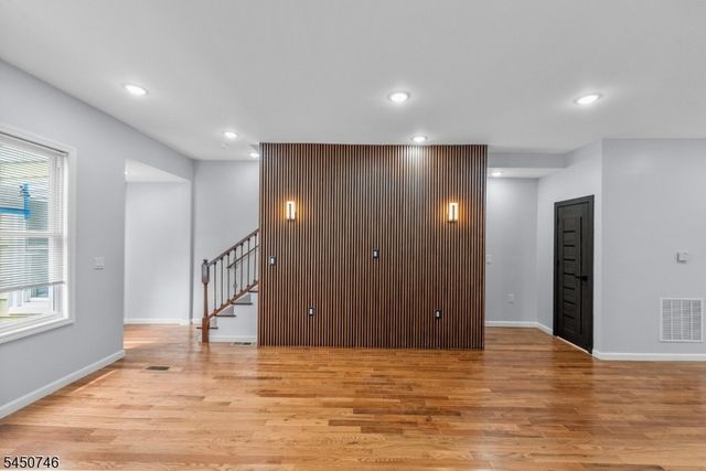 100 Atlantic St, Jersey City, NJ 07304