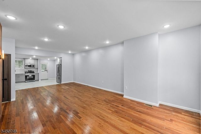 100 Atlantic St, Jersey City, NJ 07304