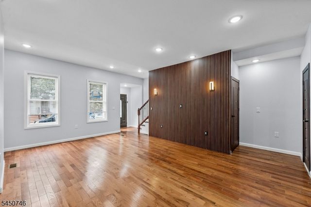 100 Atlantic St, Jersey City, NJ 07304