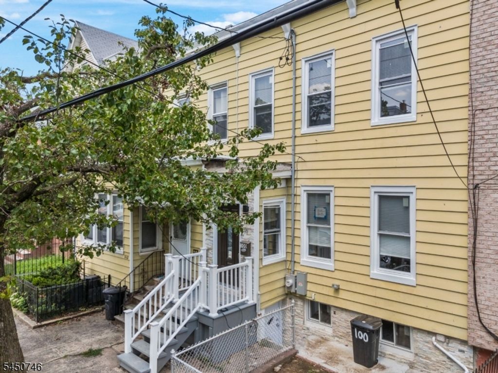 100 Atlantic St, Jersey City, NJ 07304