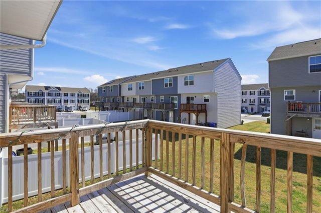 25 Clara CT, Suffolk, VA 23434