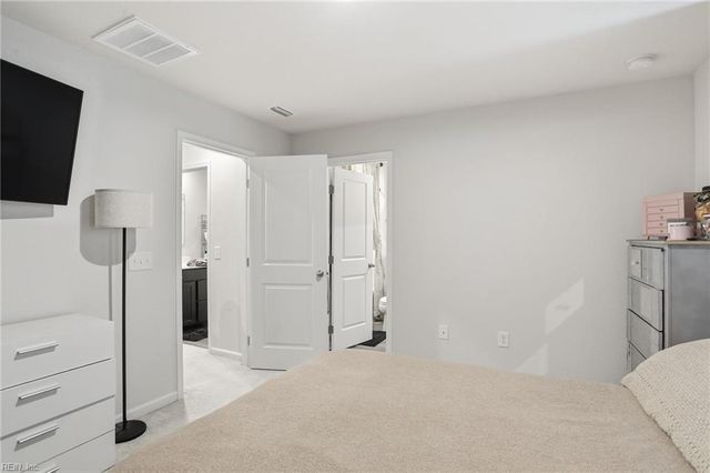 25 Clara CT, Suffolk, VA 23434