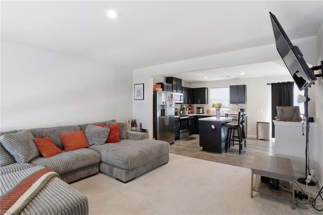 25 Clara CT, Suffolk, VA 23434