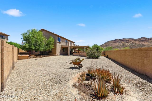 5139 W STRAIGHT ARROW Lane, Phoenix, AZ 85083