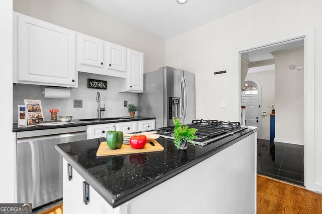 1232 Brookhaven Park Place NE, Brookhaven, GA 30319