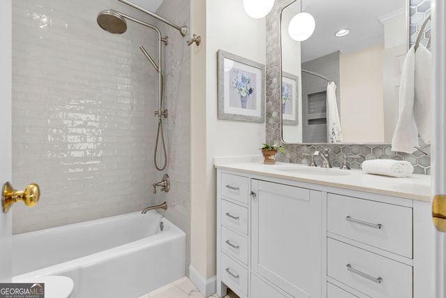 1232 Brookhaven Park Place NE, Brookhaven, GA 30319